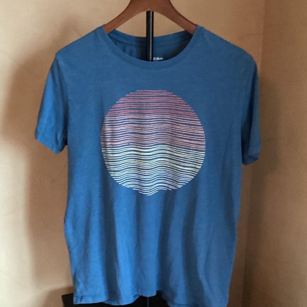Goodfellow & Co Ocean Blue Tee with Wave Design